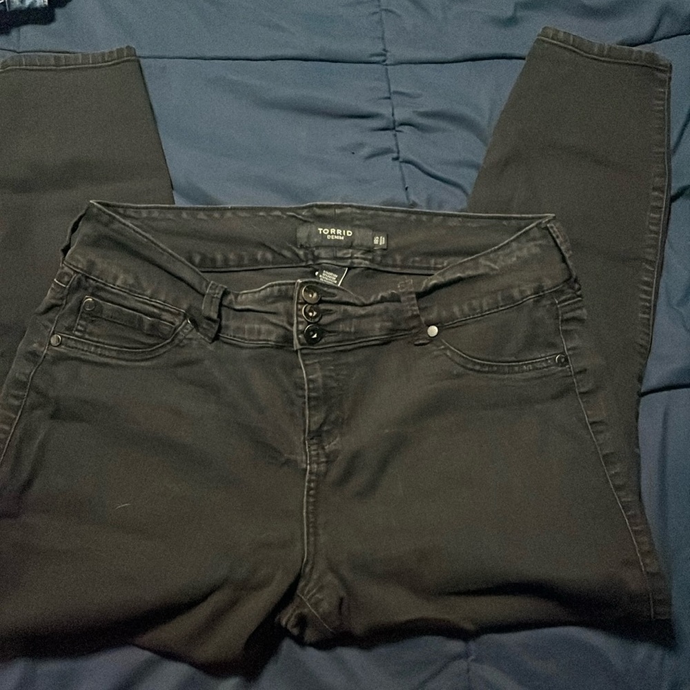 Torrid black skinny jeans